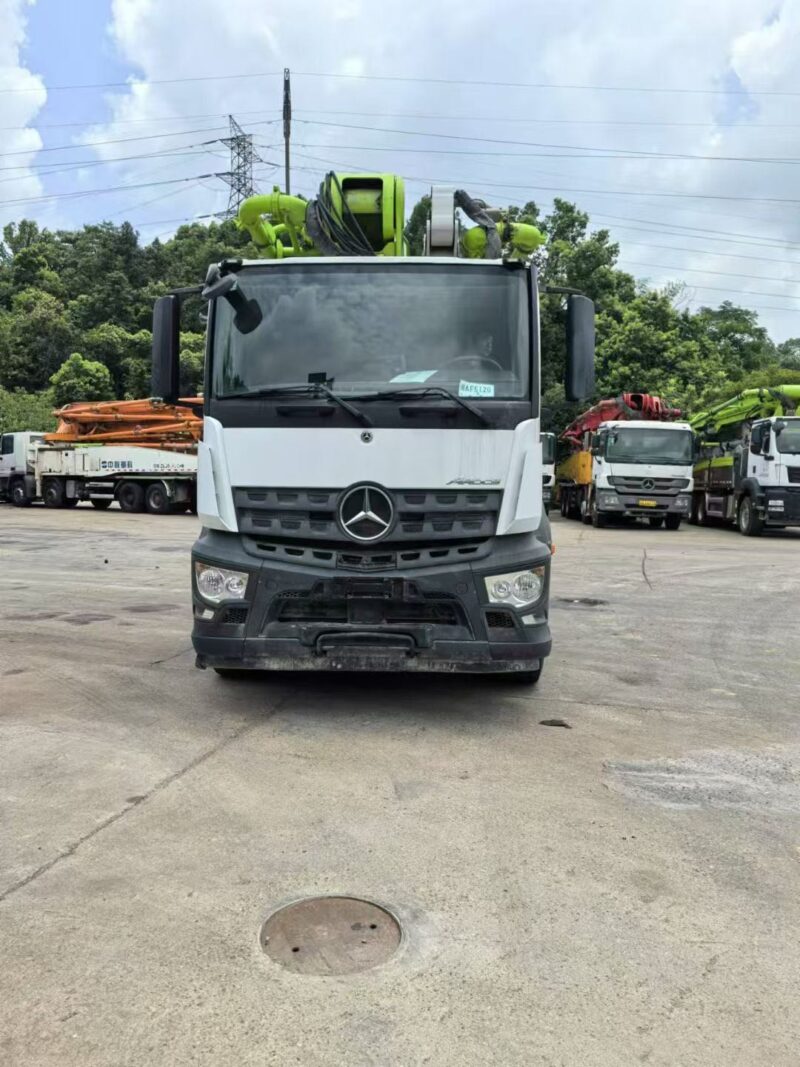 Used Zoomlion Mercedes-Benz 59m Concrete Pump Truck for Sale – 30,000 km
