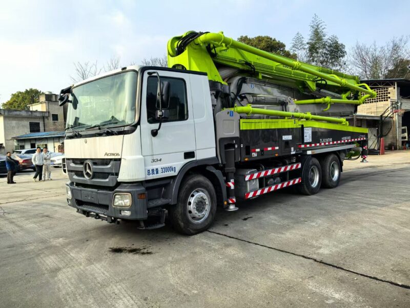 2013 Zoomlion Mercedes-Benz 47m Boom Pump Truck – Fully Certified, Ready to Work!