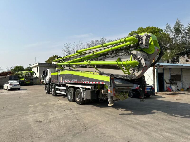 Used 2020 Mercedes-Benz 63m Pump Truck – High-Performance Concrete Pump