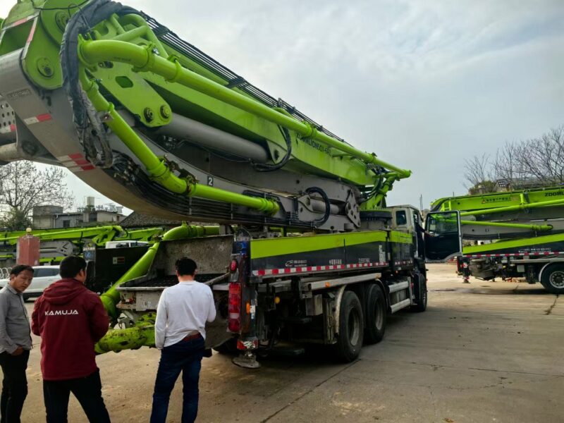 2021 Zoomlion Sinotruk 50m Boom Pump Truck – **Meticulously Refurbished | Only 60,000m³ Output | Like-New Condition