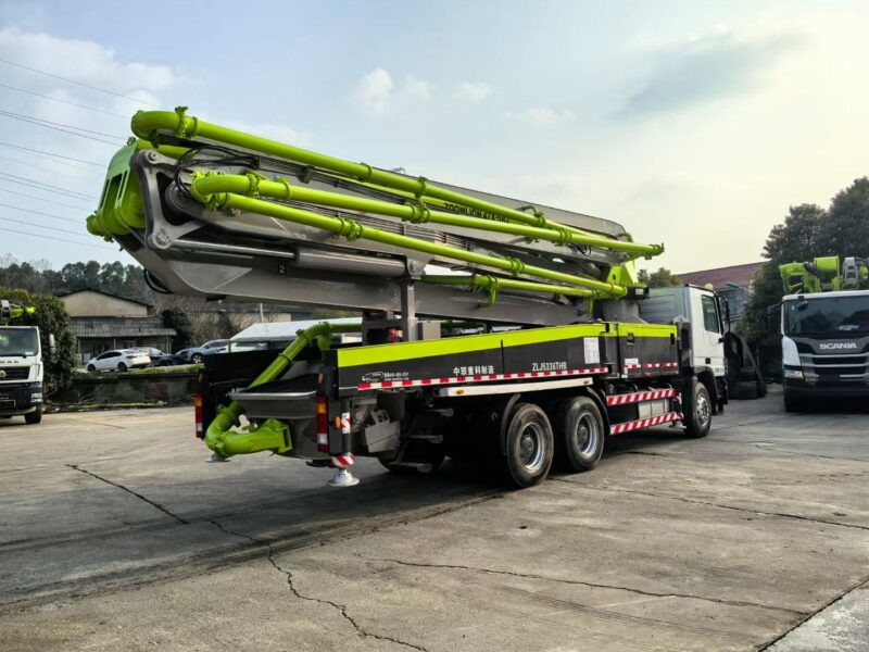 2013 Zoomlion Mercedes-Benz 47m Boom Pump Truck – Fully Certified, Ready to Work!