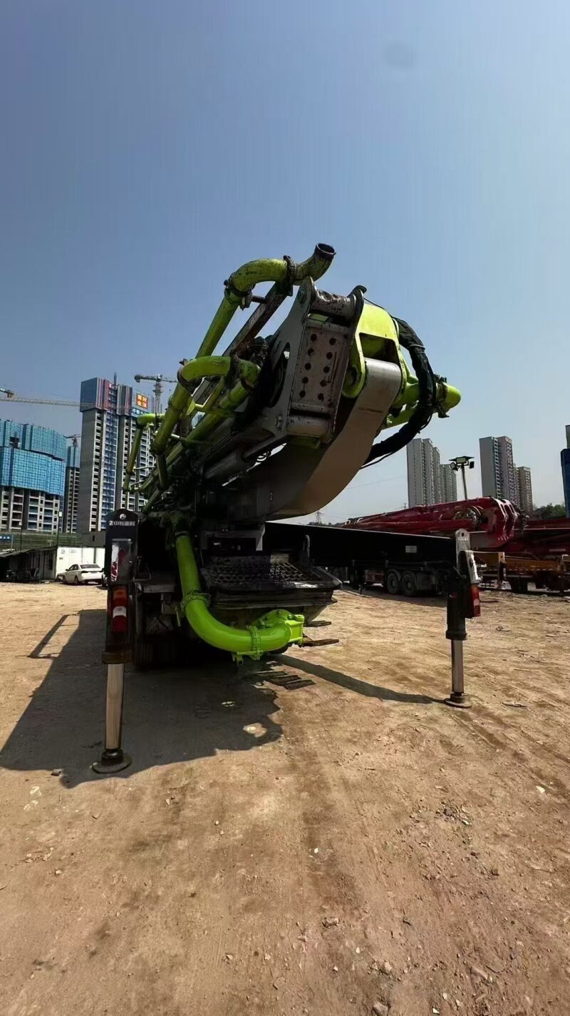 Pre-Owned 2019 Mercedes-Benz 56M Concrete Pump Truck – Excellent Condition