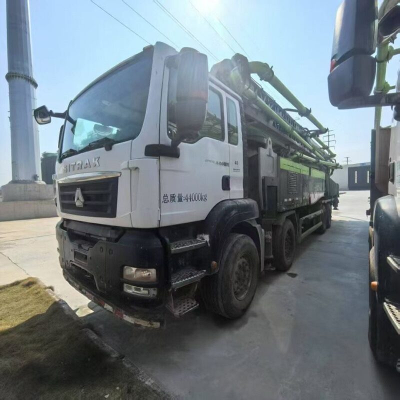 Pre-Owned 2021 Zoomlion-Sinotruk 59m Boom Pump Trucks (Dual Options: China V & China VI Standards)