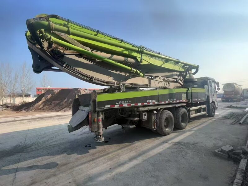 2021 Zoomlion ZLJ5440THB 47X-6RZ Concrete Pump Truck