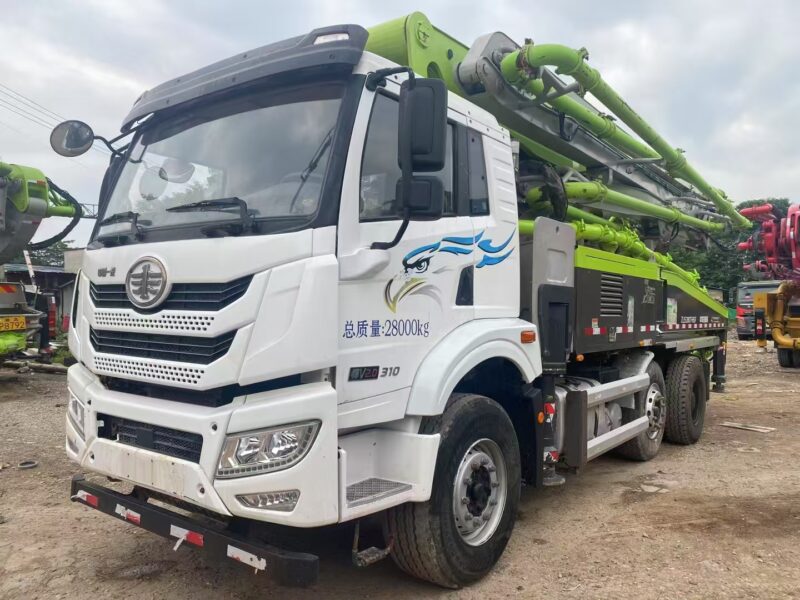 Premium Used Zoomlion 43m Concrete Pump Truck (2023 Model)